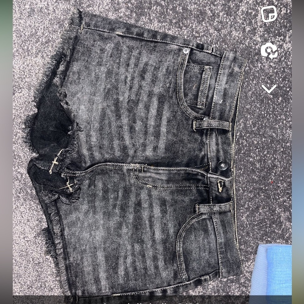 KYLIE+KENDALL SHORTS